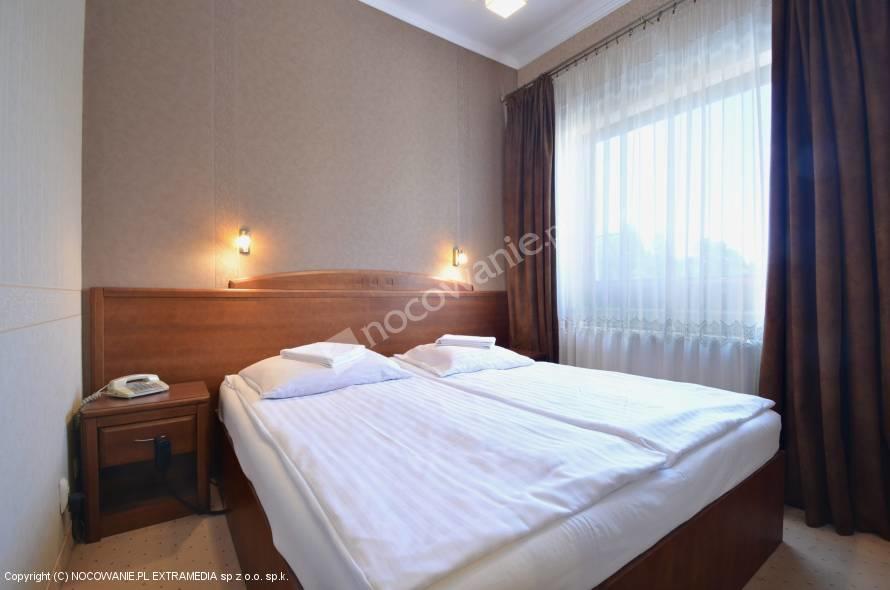 Hotel Polonia Augustów Dış mekan fotoğraf